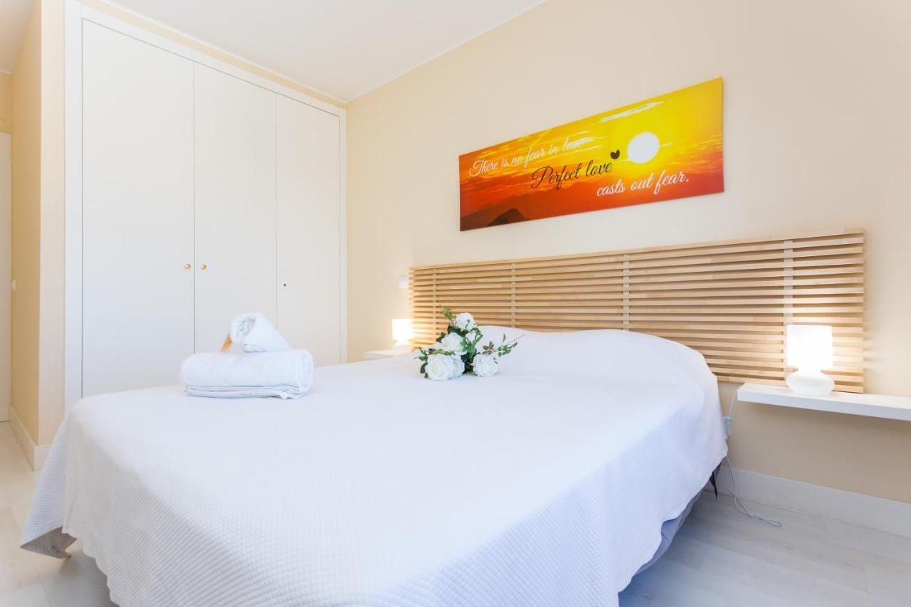 Litoralmar Beachfront Apartment Портиман Екстериор снимка
